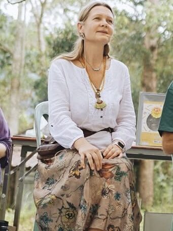 Home Sufi classes in Ormskirk and online Zikr circles with Dakini Maris